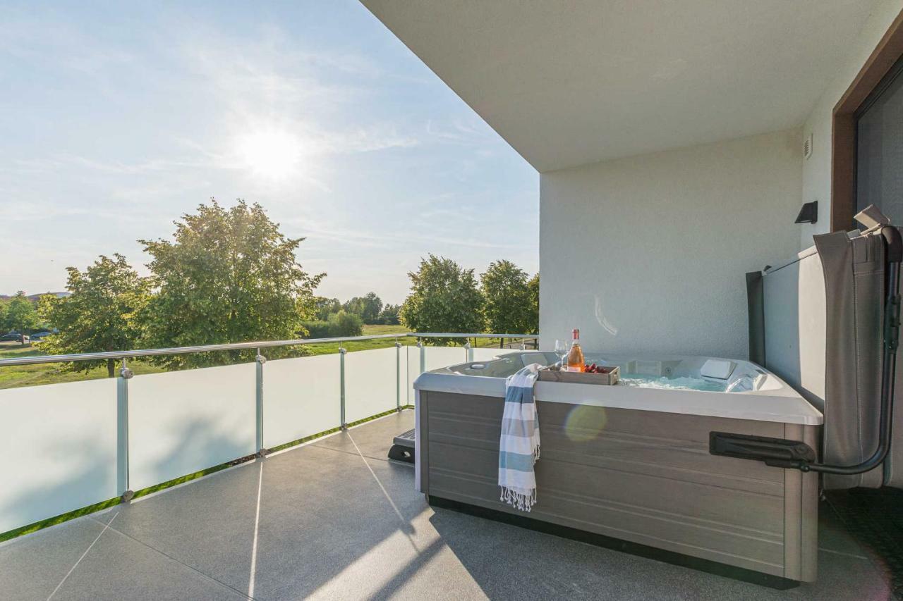 Luxus_Spa_Og_Fewo Quartier 4 _We 4_ Göhren-Lebbin Eksteriør billede